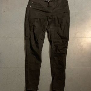 Black stretchy jeans